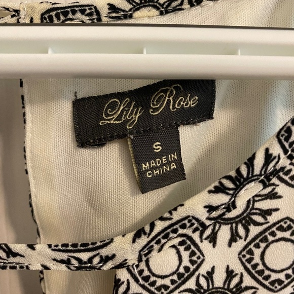 Lily Rose Black and White Patterned Sleeveless Dress with Back Slit Size S - Picture 3 of 5